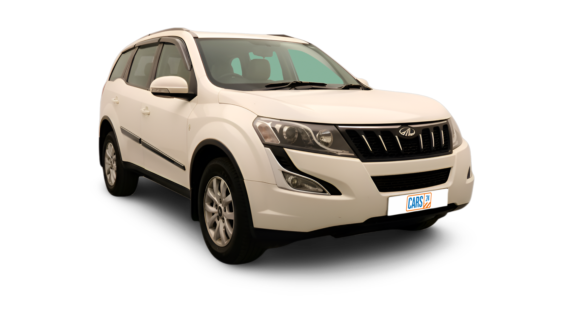 Mahindra XUV500-img